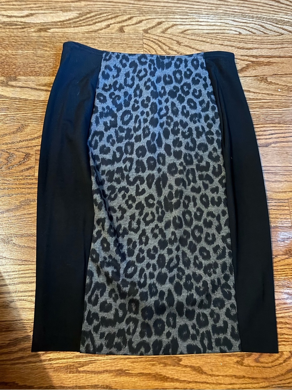 Chico's Animal Print Pencil Skirt Black Gray Size 0 Career Skirt